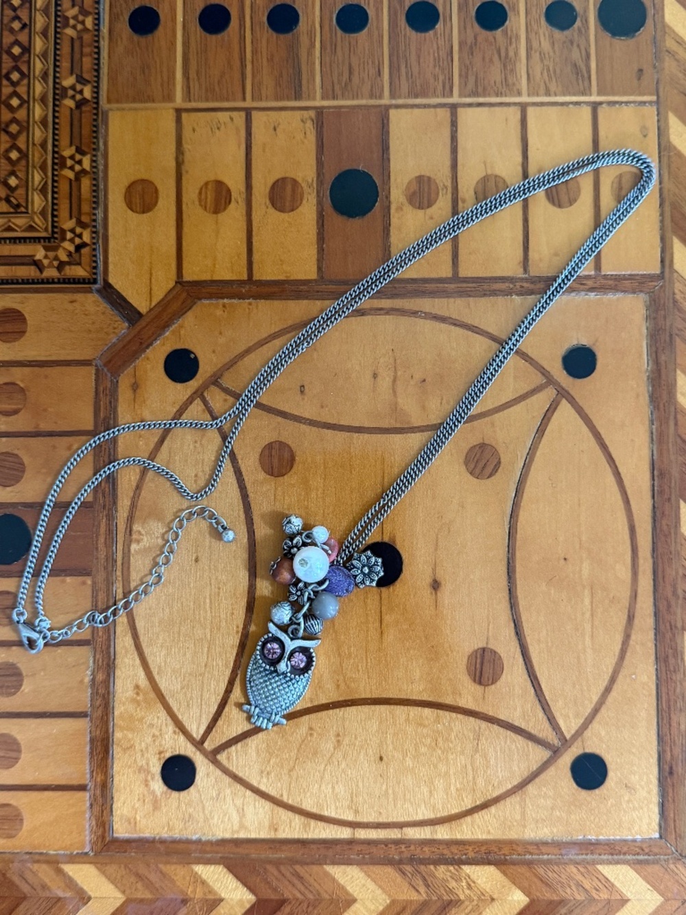 Long 18-21" silver tone adjustable chain Owl necklace